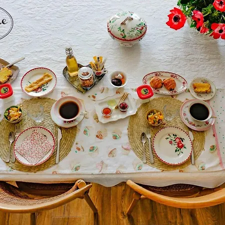 D'hotes L'oreliane En Provence Adults Only 住宿加早餐酒店 3*