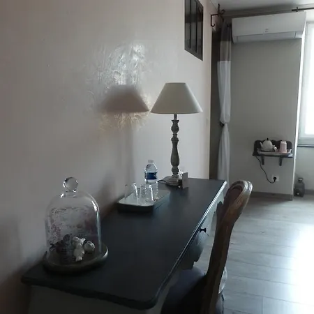住宿加早餐酒店 D'hotes L'oreliane En Provence Adults Only 3*